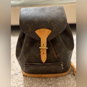 Authentic LV bag pack excelente condition 🫠🫶